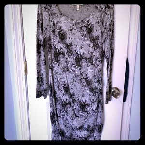 Jessica Simpson Maternity Dress. Size: large.